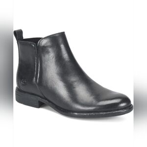 Size 7 - New Women's BORN Crosley Side Zip Bootie